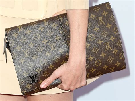 lv sues ebay|eBay, LVMH settle lengthy lawsuit over fake goods.